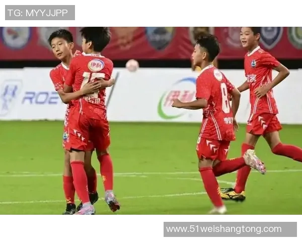 郭宏陆足球：探索中国足球未来的希望与挑战